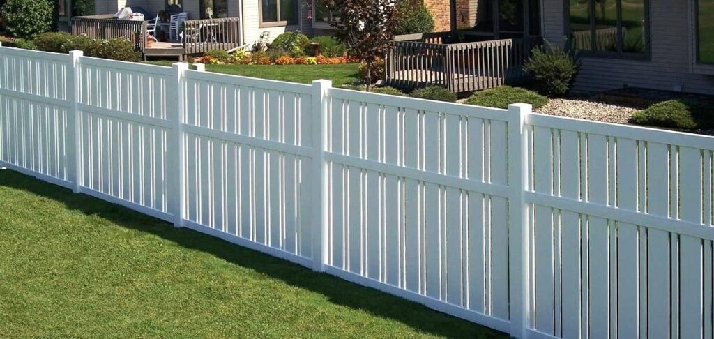 vinyl fencing services